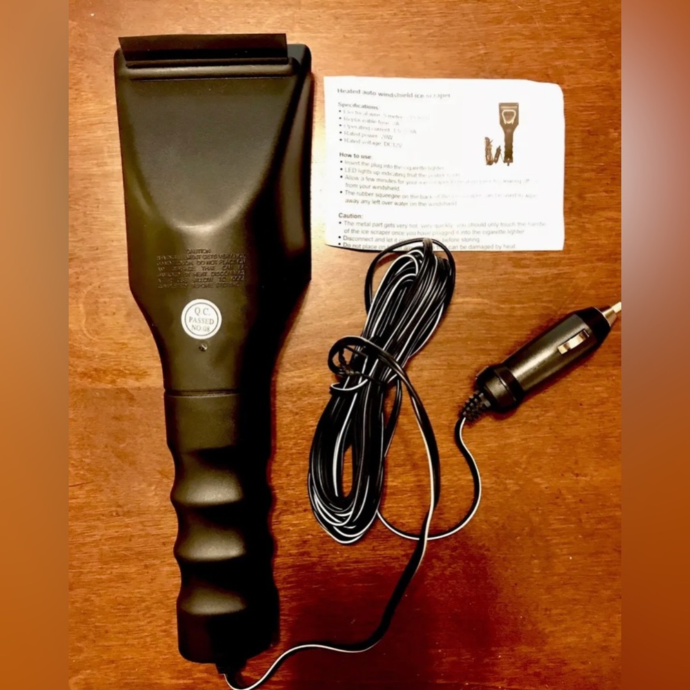 NEW Electric Heated Ice Scraper